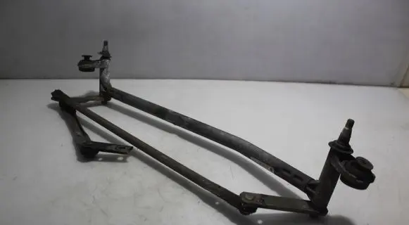 Front wiper linkage