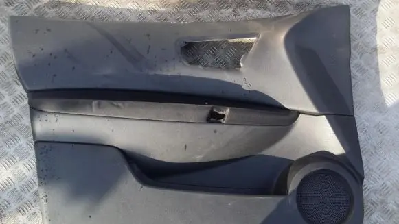 Nissan Qashqai Front door card panel trim 80977jd100 80911.jd100