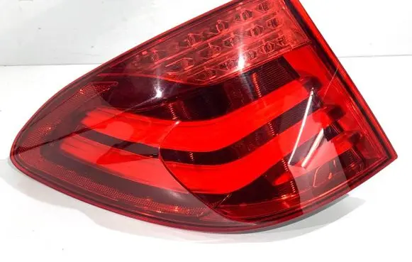 BMW 5 GT F07 Rear/tail lights 89089345