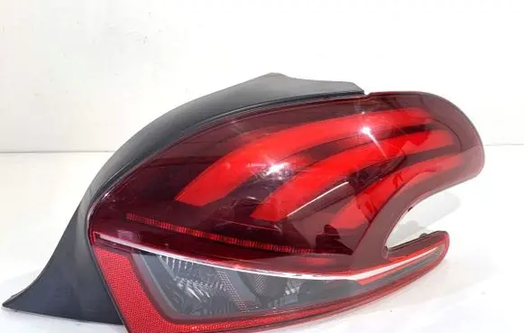 Peugeot 208 I Rear/tail lights 9810430580