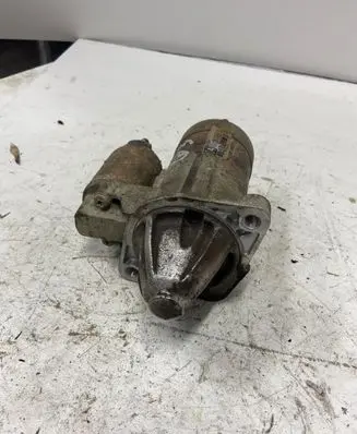 Mazda 3 I Starter motor M000T91381 ZJ01