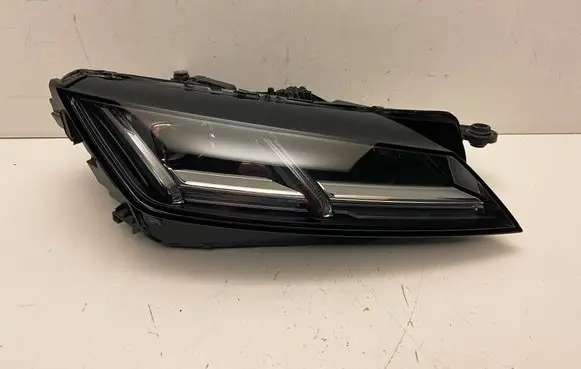 Audi TT TTS RS Mk3 8S Headlight/headlamp 8S0941034C 030129323202