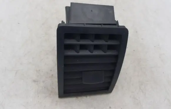 Volkswagen Touareg I Dashboard side air vent grill/cover trim 7L6819704D
