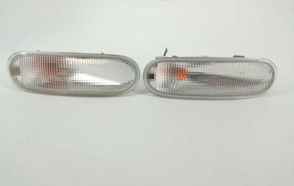 Volkswagen New Beetle Front indicator light 0953042D