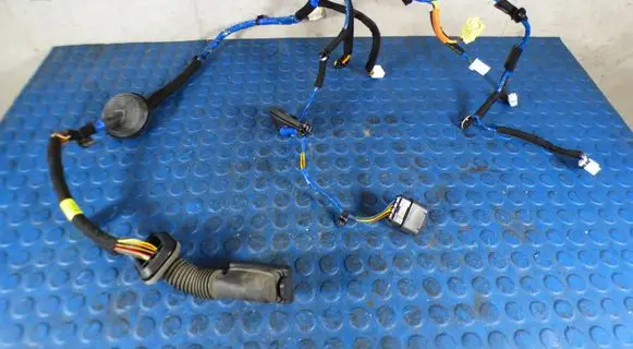 Hyundai Elantra VI Front door wiring loom/harness boot CART91631F2330 91631F2330