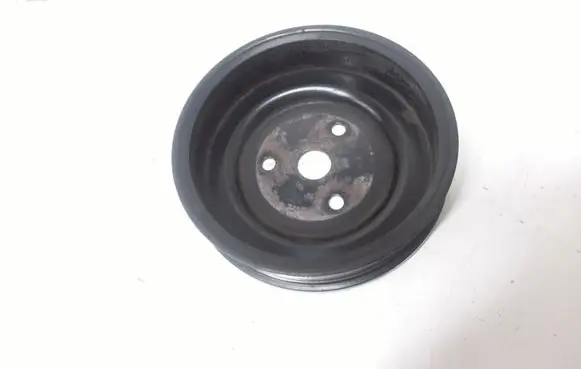 Opel Astra H Water pump pulley 