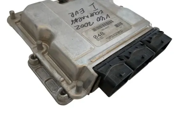 Volvo S40, V40 Engine control unit/module 8200126494 28SA5006 0281010441