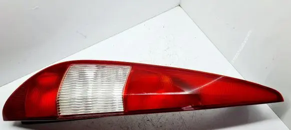 Ford Mondeo Mk III Rear/tail lights 1S7113405C