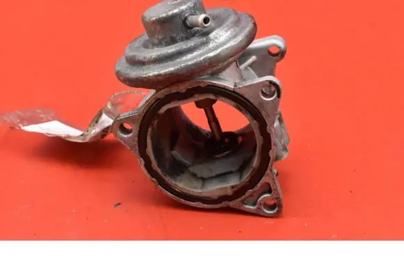 Audi A3 S3 A3 Sportback 8P EGR valve