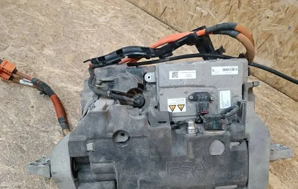 Citroen DS7 Crossback Electric car motor 9841074180 9694433980