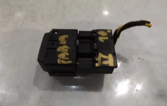 Skoda Fabia Mk2 (5J) Light switch 5J0941503