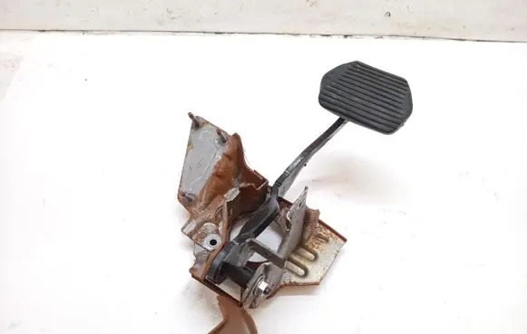 Peugeot 5008 Brake pedal 84PKXY