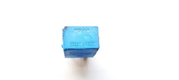 Nissan Almera Tino Other relay 252309f920 4ra007813-03