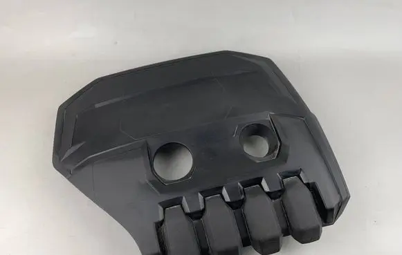 Volkswagen Golf VIII Engine cover (trim) 05E103925R 05E103925P