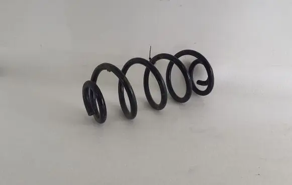 Porsche Macan (95B) Rear coil spring 95B511115M