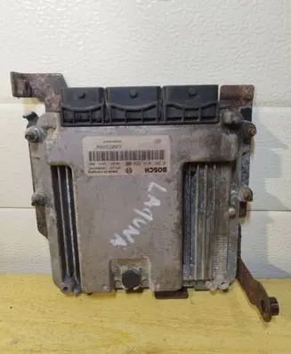 Renault Laguna III Engine control unit/module 8200848407 8200726880 0281014354