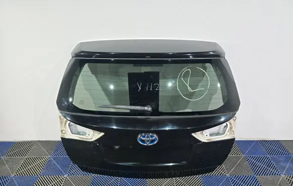 Toyota Auris E180 Tailgate/trunk/boot lid