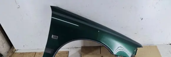 Volvo S40, V40 Fender