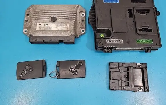 Renault Megane III Engine control unit/module ECU 237100131R IMPRK1560042