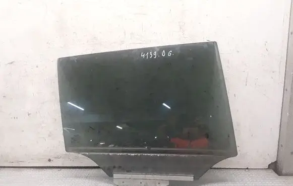 Toyota Avensis T270 Rear door window glass