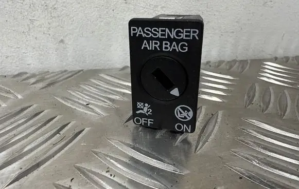 Audi A3 S3 8V Passenger airbag on/off switch 5C5919237