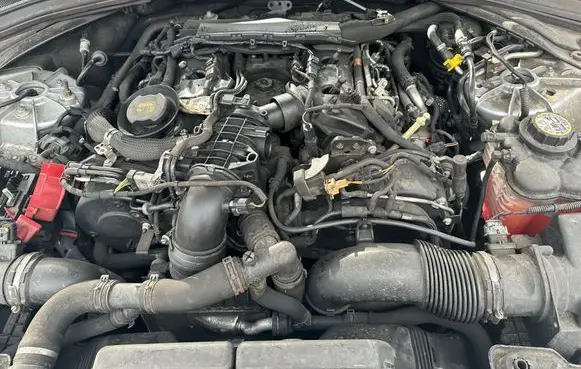 Jaguar F-Pace Engine 306DT