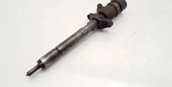 Ford C-MAX I Fuel injector 0445110188