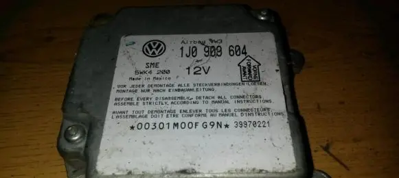 Volkswagen Golf IV Airbag control unit/module 1J0909609 5WK42800