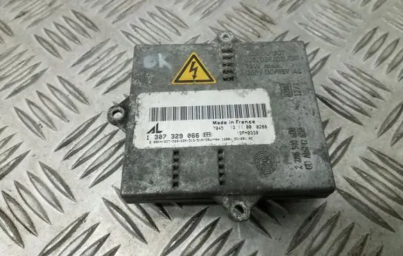 Audi A6 S6 C5 4B Headlight ballast module Xenon 1307329066
