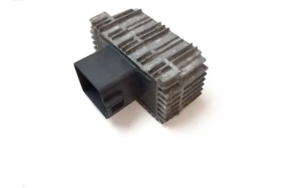Opel Insignia A Glow plug pre-heat relay 55354141 51299018A