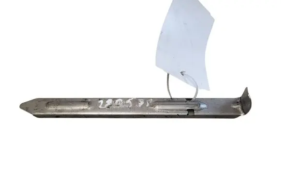 Volvo V70 Headlight/headlamp mounting bracket 30678340