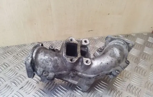 Opel Zafira B Air intake duct part 8973858235 700997160