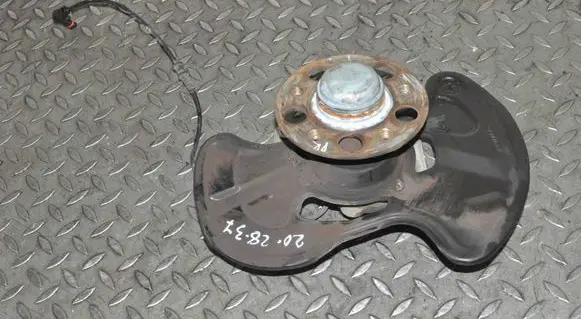 Mercedes-Benz SLC R172 Front wheel hub