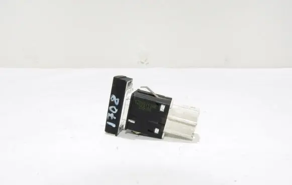 Skoda Octavia Mk2 (1Z) ESP (stability program) switch 1Z0927134B