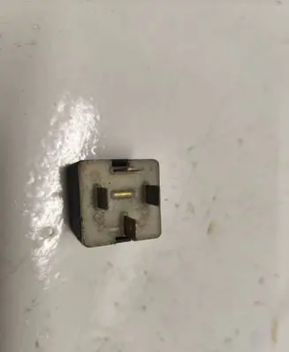 Audi A4 S4 B5 8D Other relay 431951253H