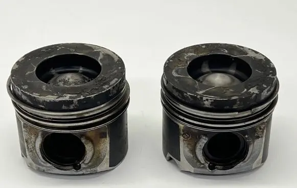 Piston
