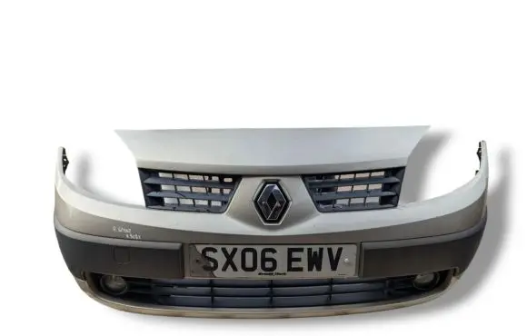 Renault Scenic II - Grand scenic II Front bumper 8200139528