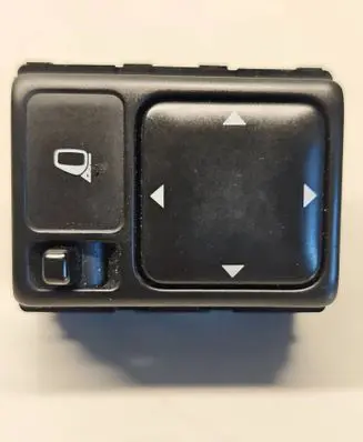 Nissan X-Trail T30 Wing mirror switch 040326