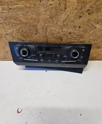 Audi A5 8T 8F Climate control unit 8T2820043AF