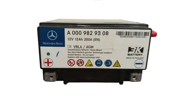 Mercedes-Benz E W212 Car battery A0009829308