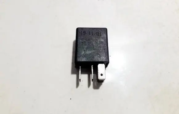 Renault Megane I Other relay 7700414484