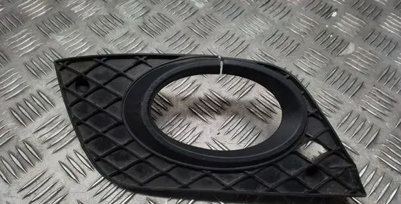 Mercedes-Benz CLS C219 Front fog light trim/grill A1648854023