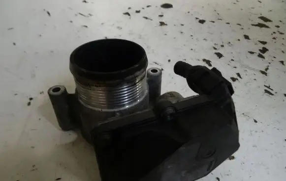 Seat Ibiza IV (6J,6P) Throttle valve 03L128063R