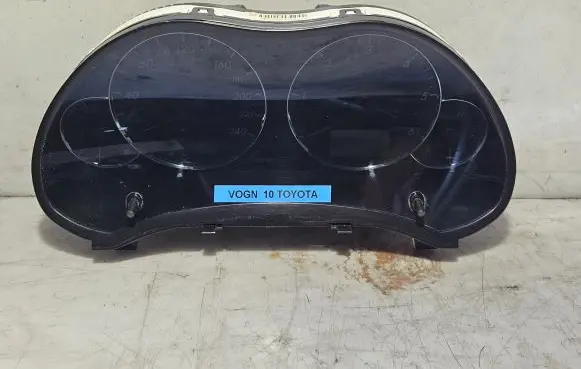 Toyota Avensis T250 Speedometer (instrument cluster) 8380005000C
