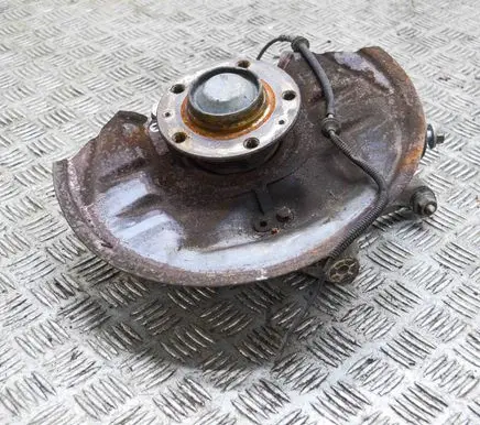 Citroen C6 Rear wheel hub