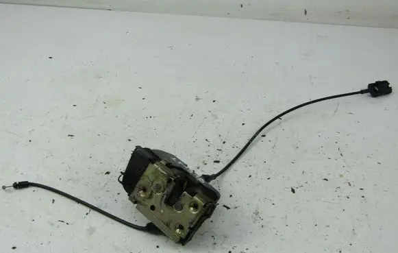 Renault Megane II Rear door lock