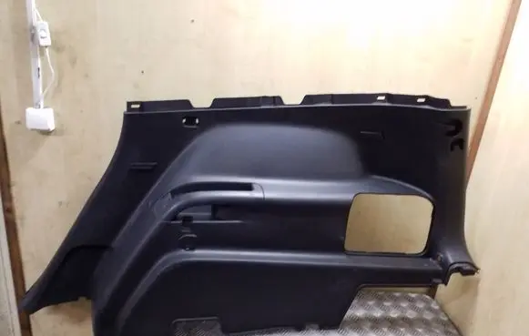 Chevrolet Orlando Other trunk/boot trim element 95040896