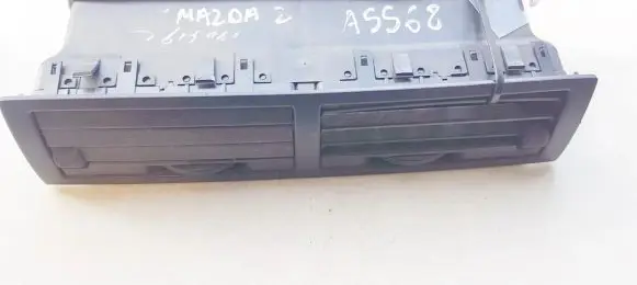 Mazda 2 Dash center air vent grill d374649630