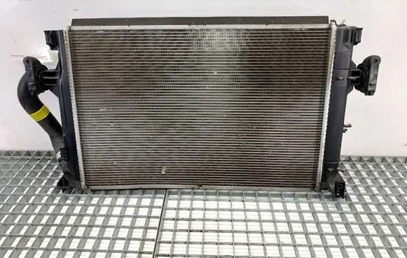 Hyundai i30 Coolant radiator 25310J7000