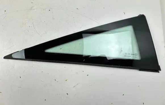 Peugeot RCZ Rear side window